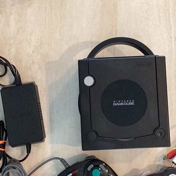 Nintendo GameCube Console & 4 Games Black Wireless Controller Ready To Play - Picture 5 of 16
